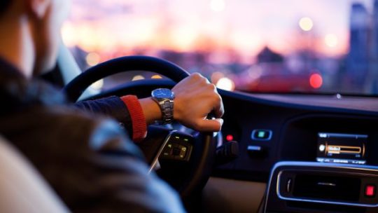 Guidare, i farmaci che devono essere evitati prima di mettersi in macchina